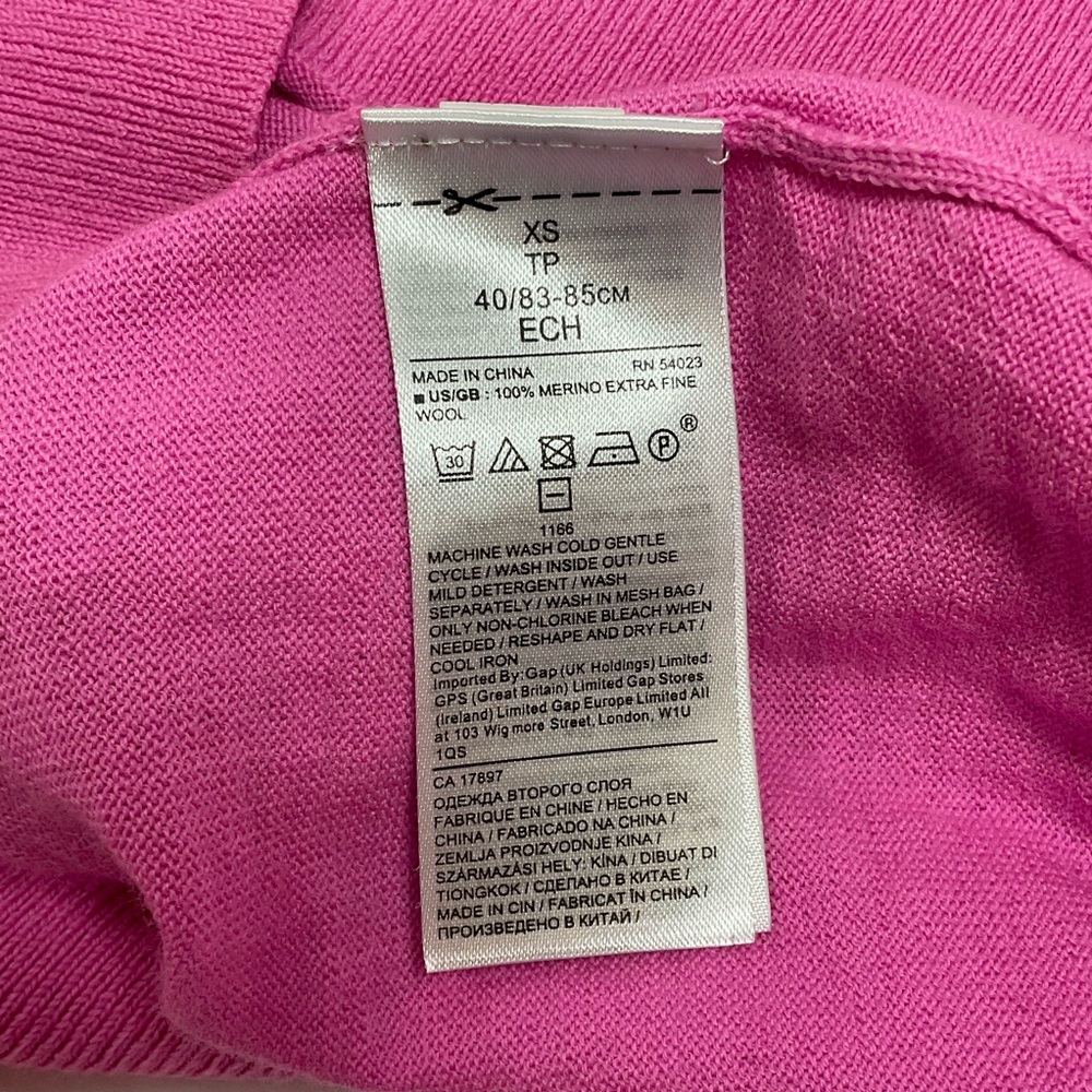 Banana Republic 100% Merino Wool Fine Knit Pink Sweater - Picture 6 of 6